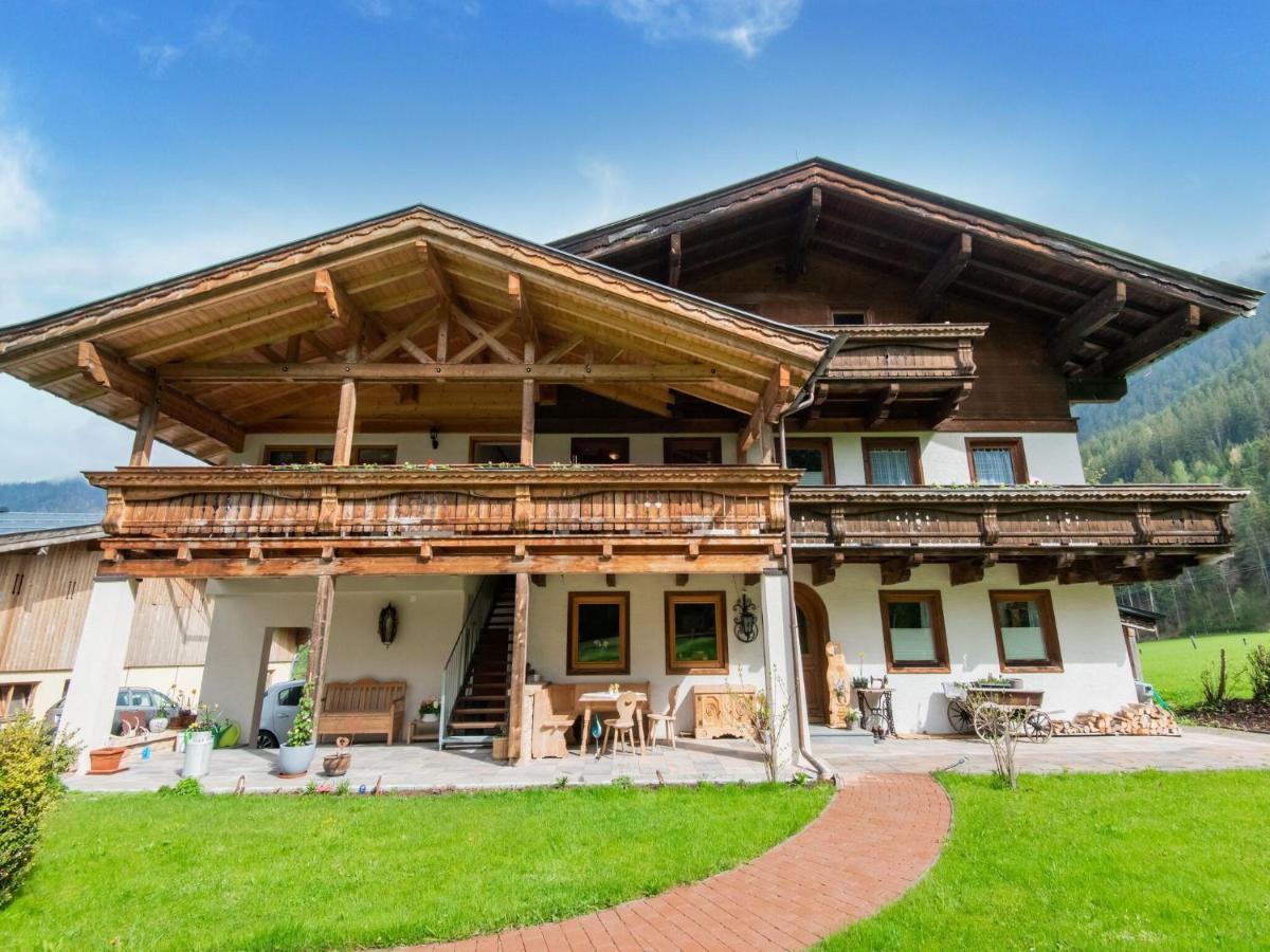 Apartment In Saalfelden Am Steinernen Meer Экстерьер фото